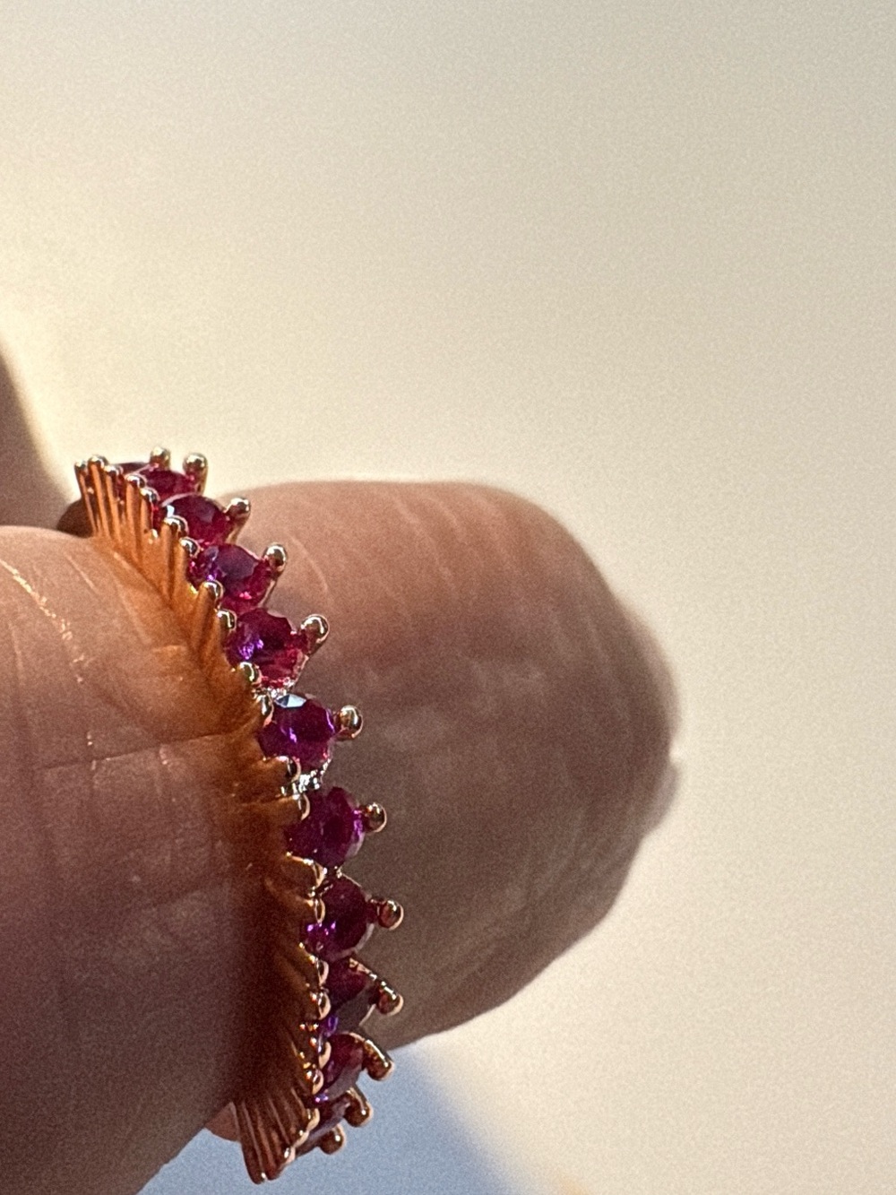 Gold Ring with Red Ruby-Color Stones Size 7